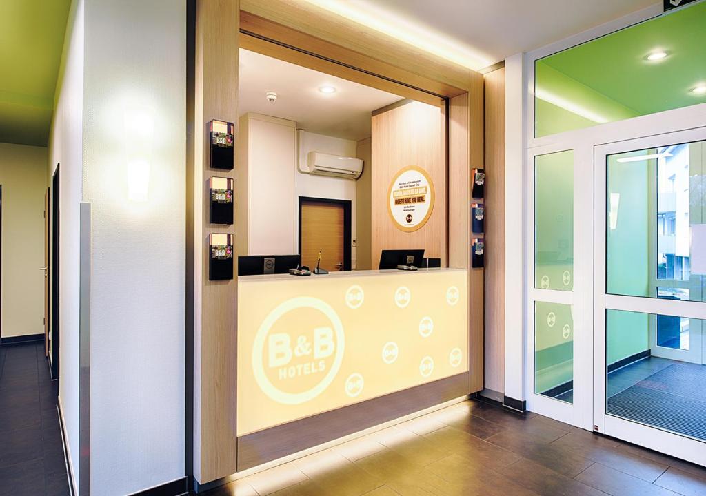 B&B Hotel Kassel-City Exterior foto